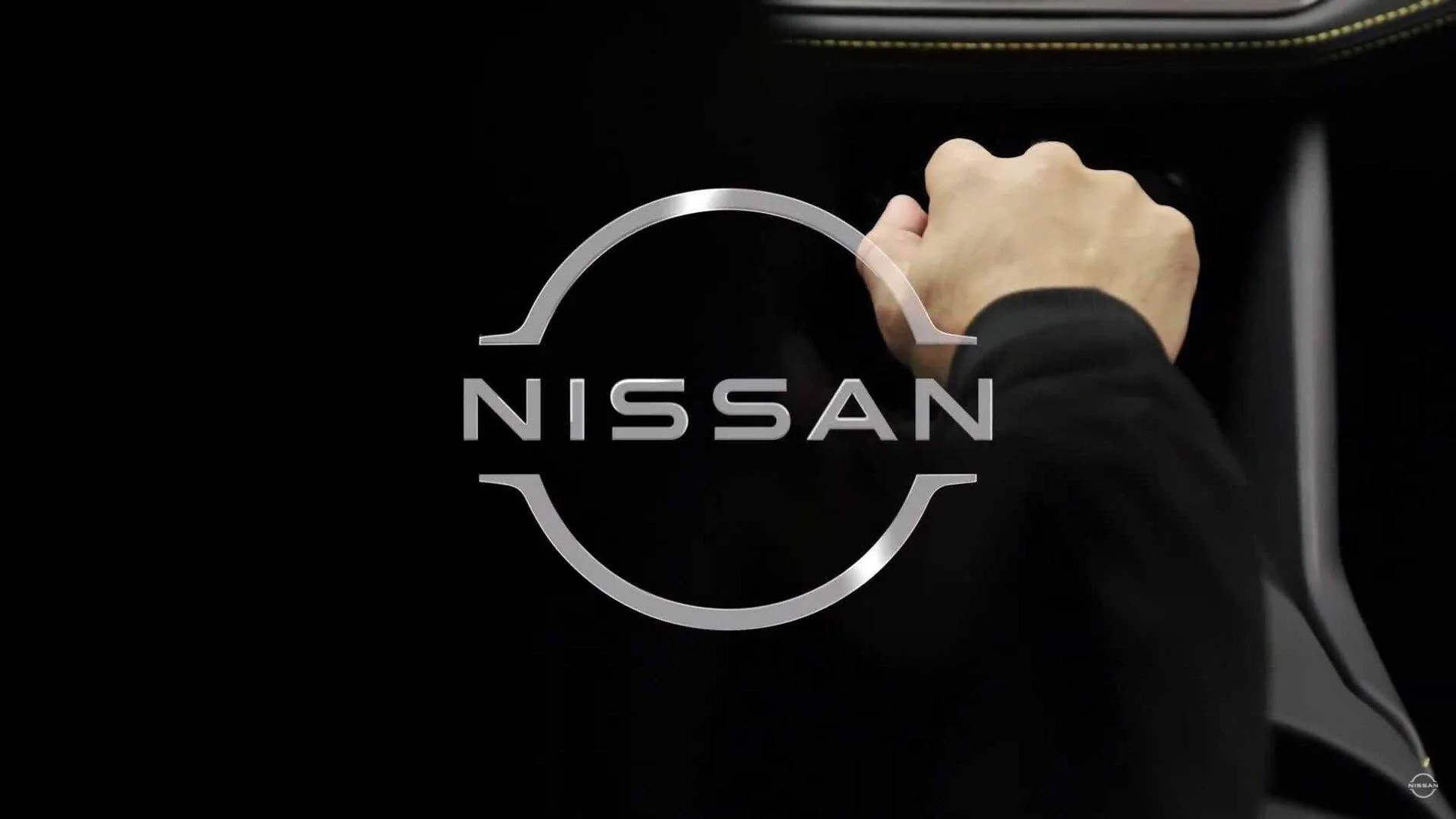 nissan-400z-proto-teaser 10.webp