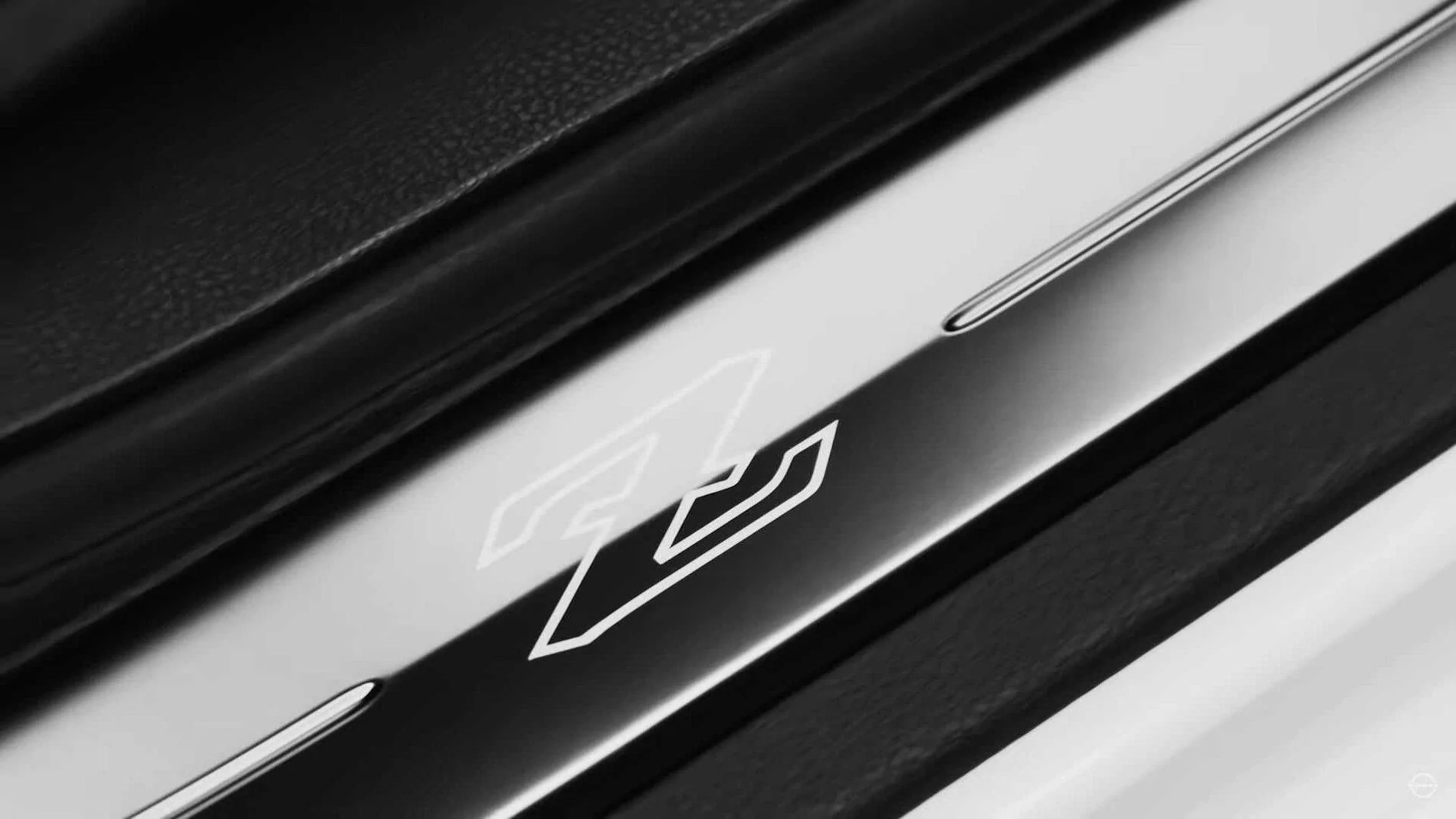 nissan-400z-proto-teaser 4.webp