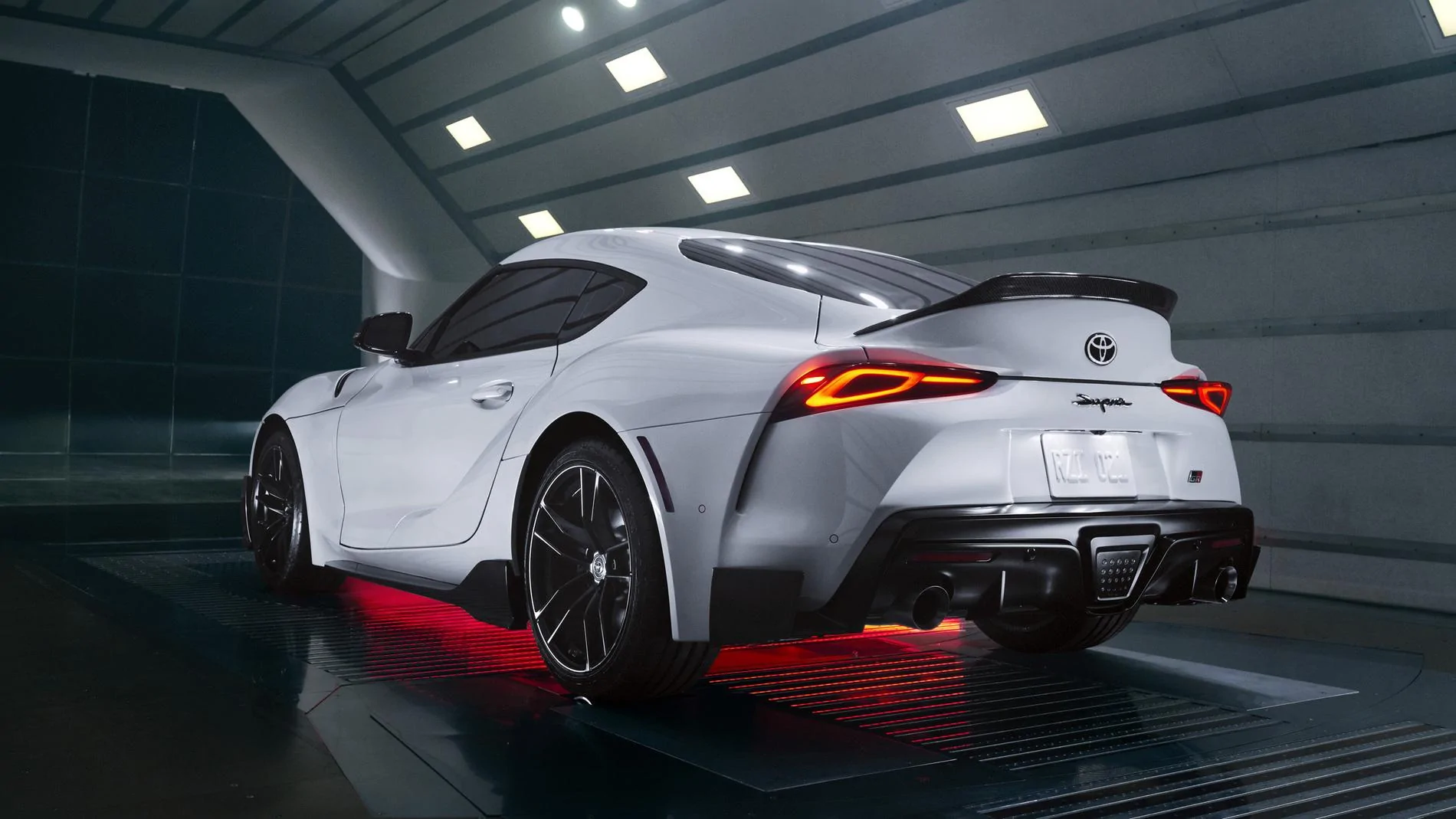 2022-gr-supra-a91-cf-rear-3-4-windtunnel_06341-jpg.webp