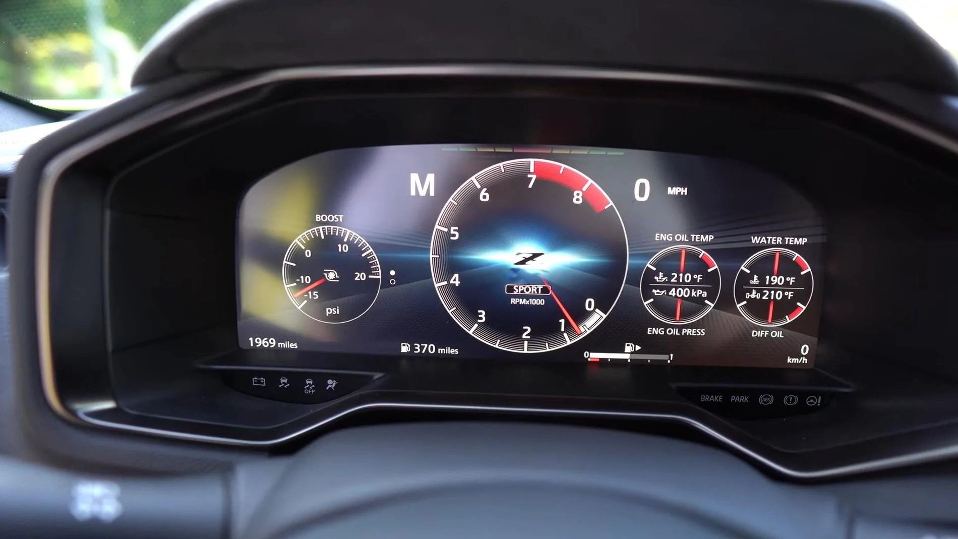 -video-reveals-7000-rpm-redline-cool-easter-eggs_2.webp