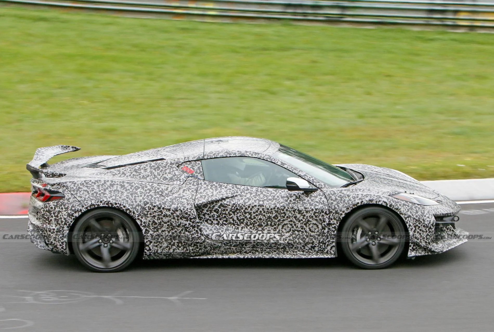 2023-Chevrolet-Corvette-Z06-Scoop-7.webp