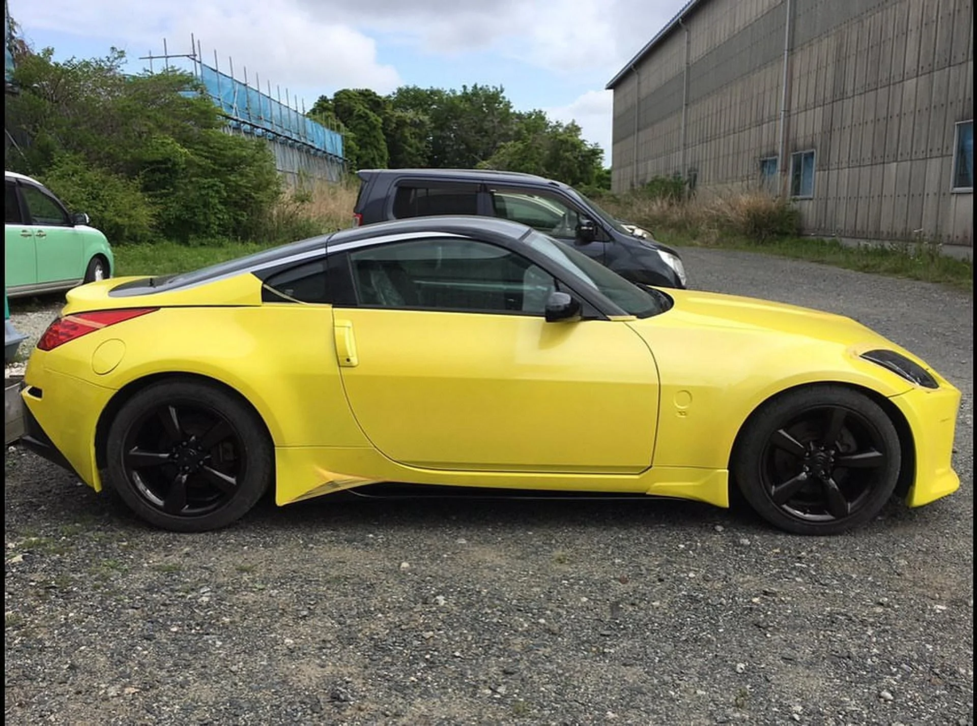 Nissan-350Z-Converrted-To-Fairlady-Z-Impersonator-18.webp