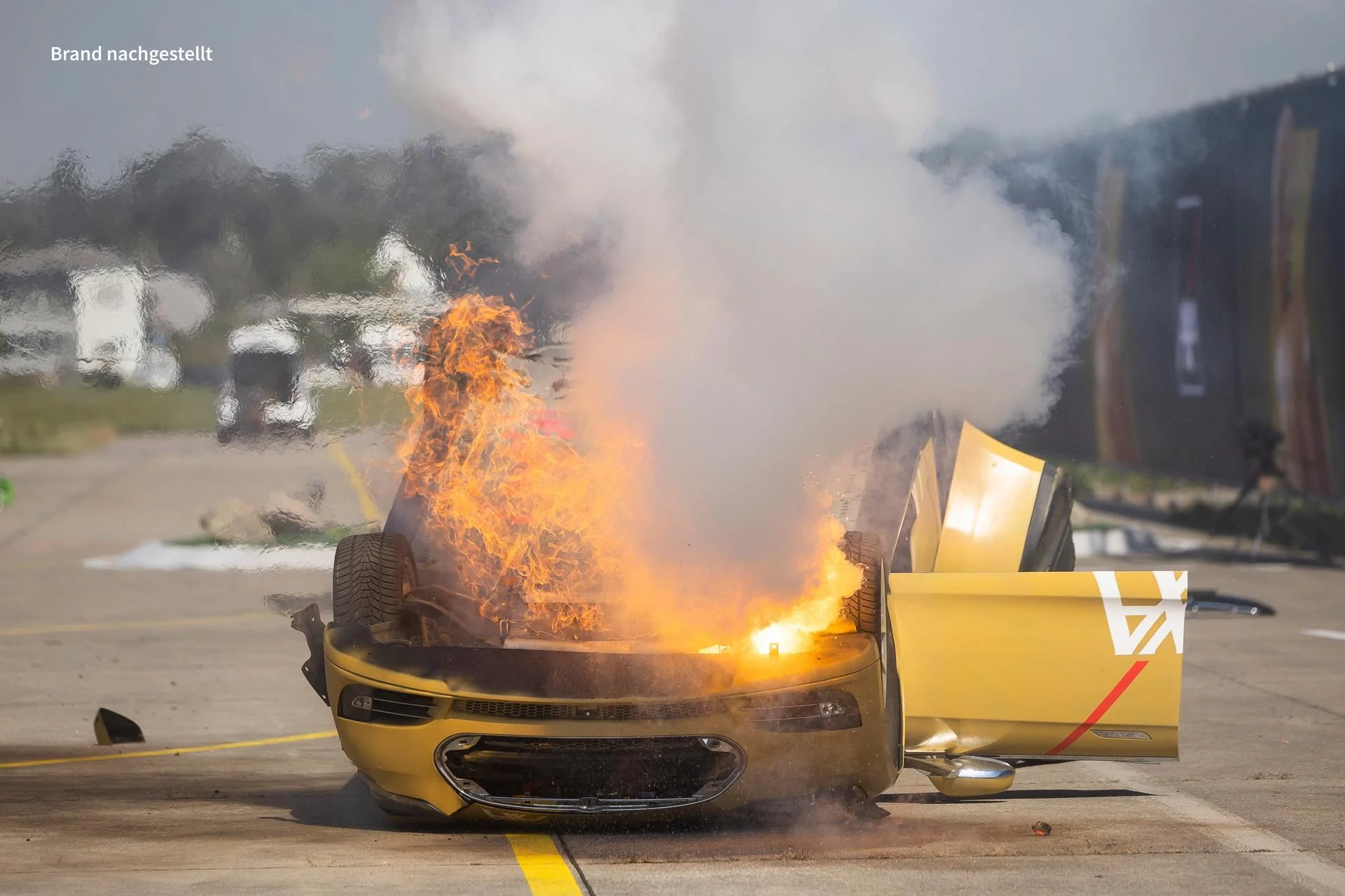 2022-AXA-EV-Crash-Test-Zurich-3.webp