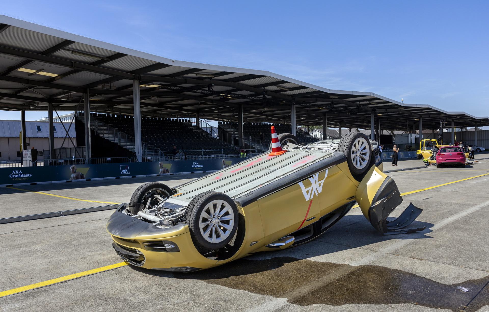 2022-AXA-EV-Crash-Test-Zurich-4.jpg