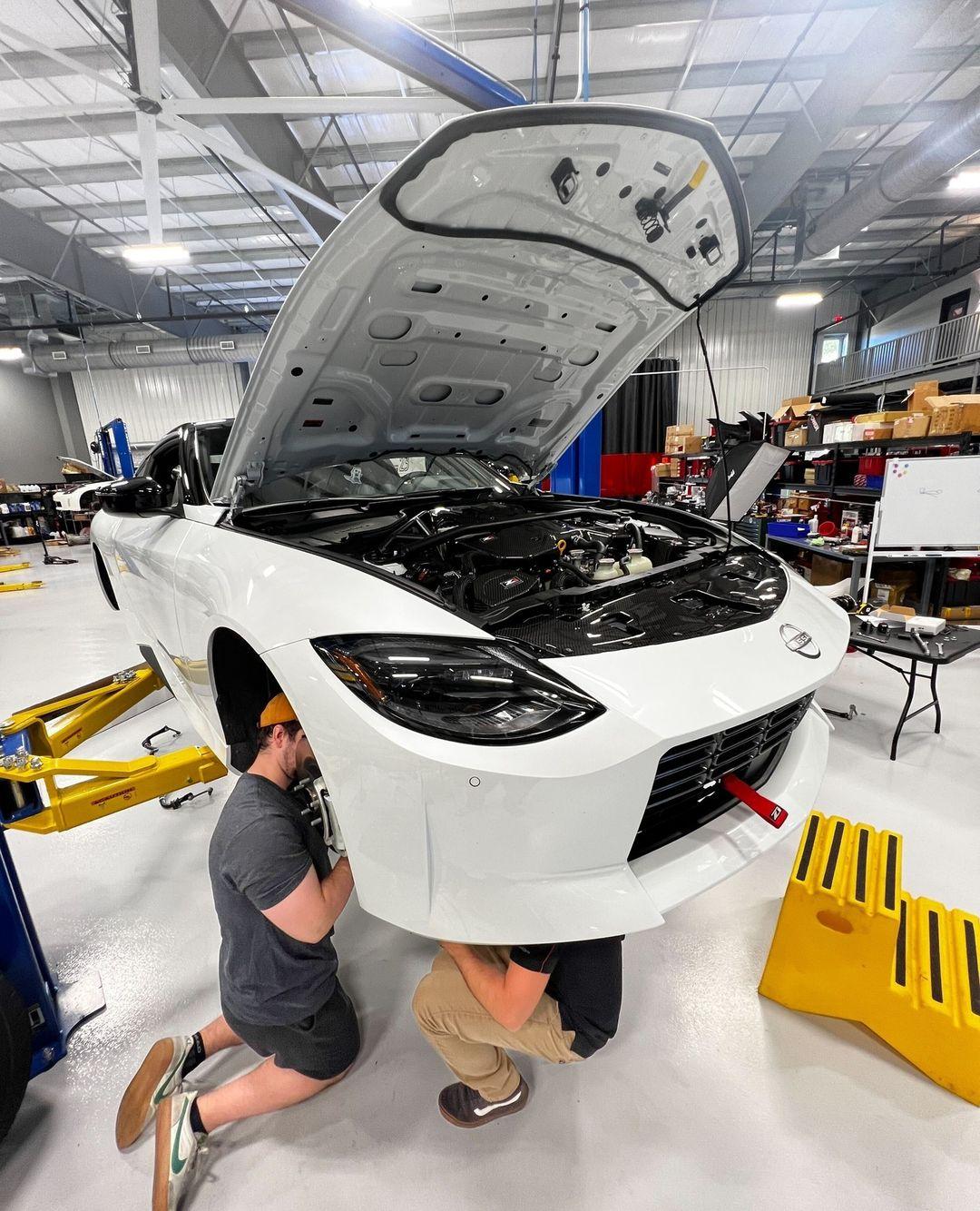 アップハーバルエクスパンション HKS gets their Black Diamond 2023 Z and begins performance