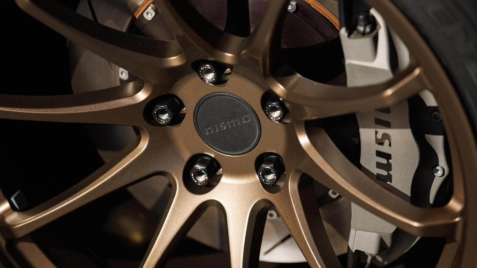 2022-SEMA-Z-NISMO-Perf-Parts-32-copy.webp