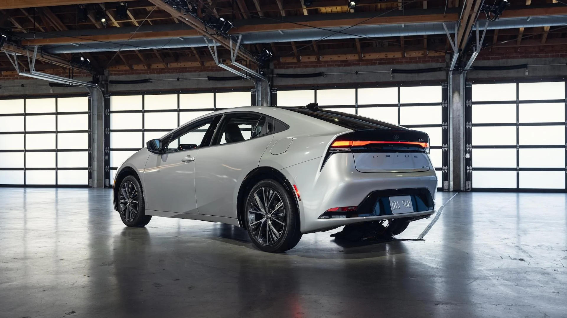 2023-Toyota-Prius-debut-19.webp