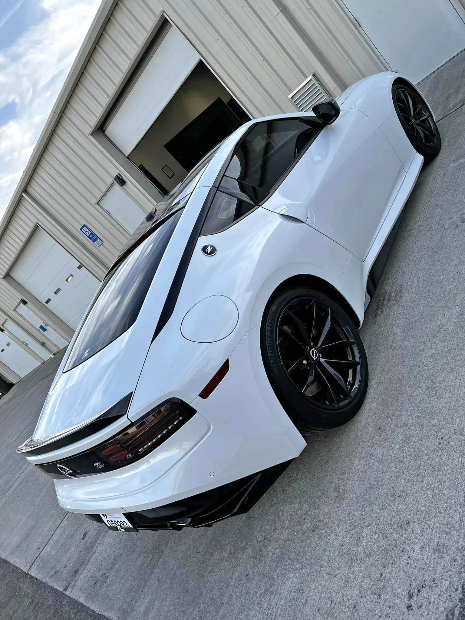 lowered 2023 nissan z h&r lowering springs 3.jpg
