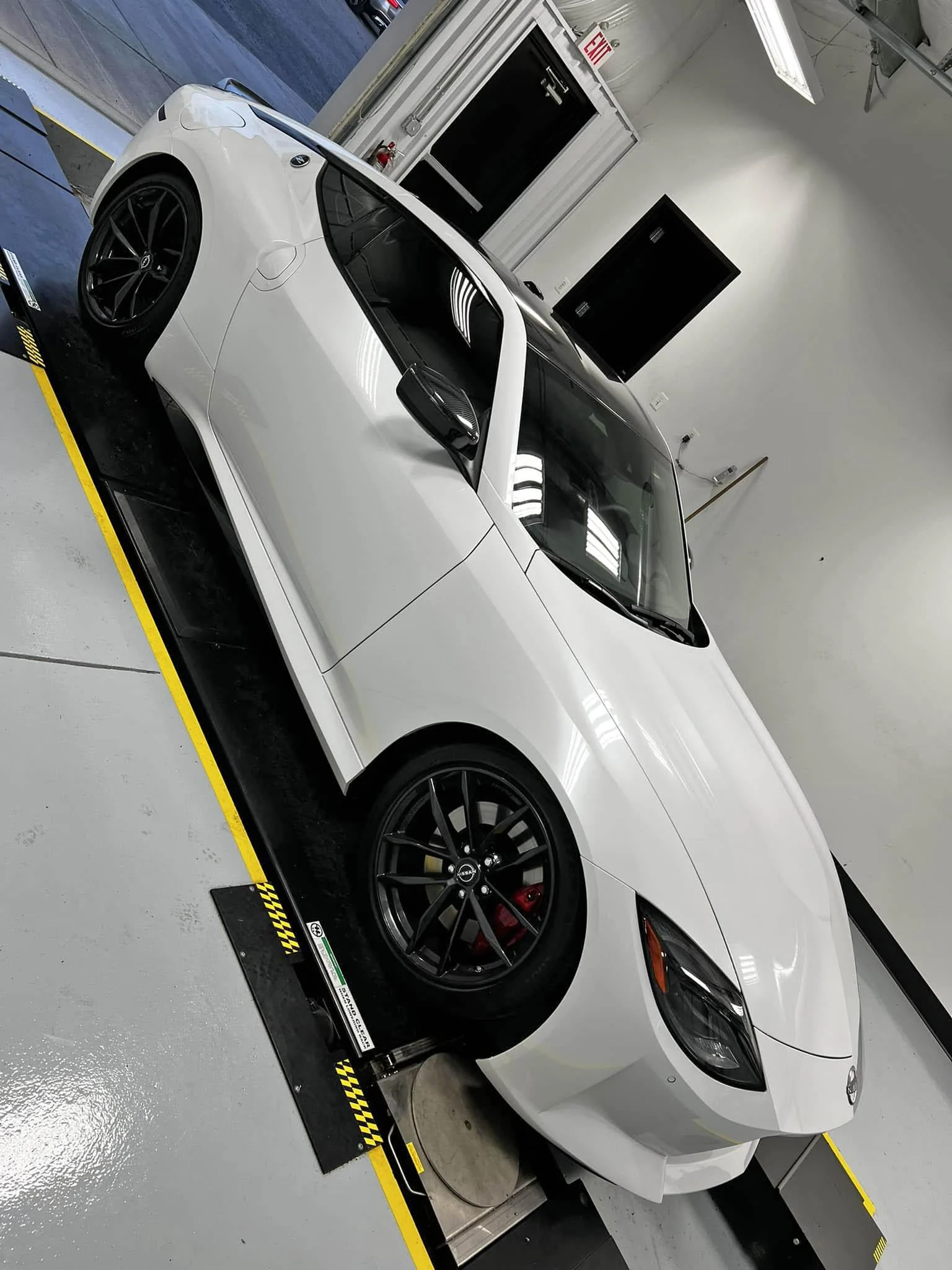 lowered 2023 nissan z h&r lowering springs.webp