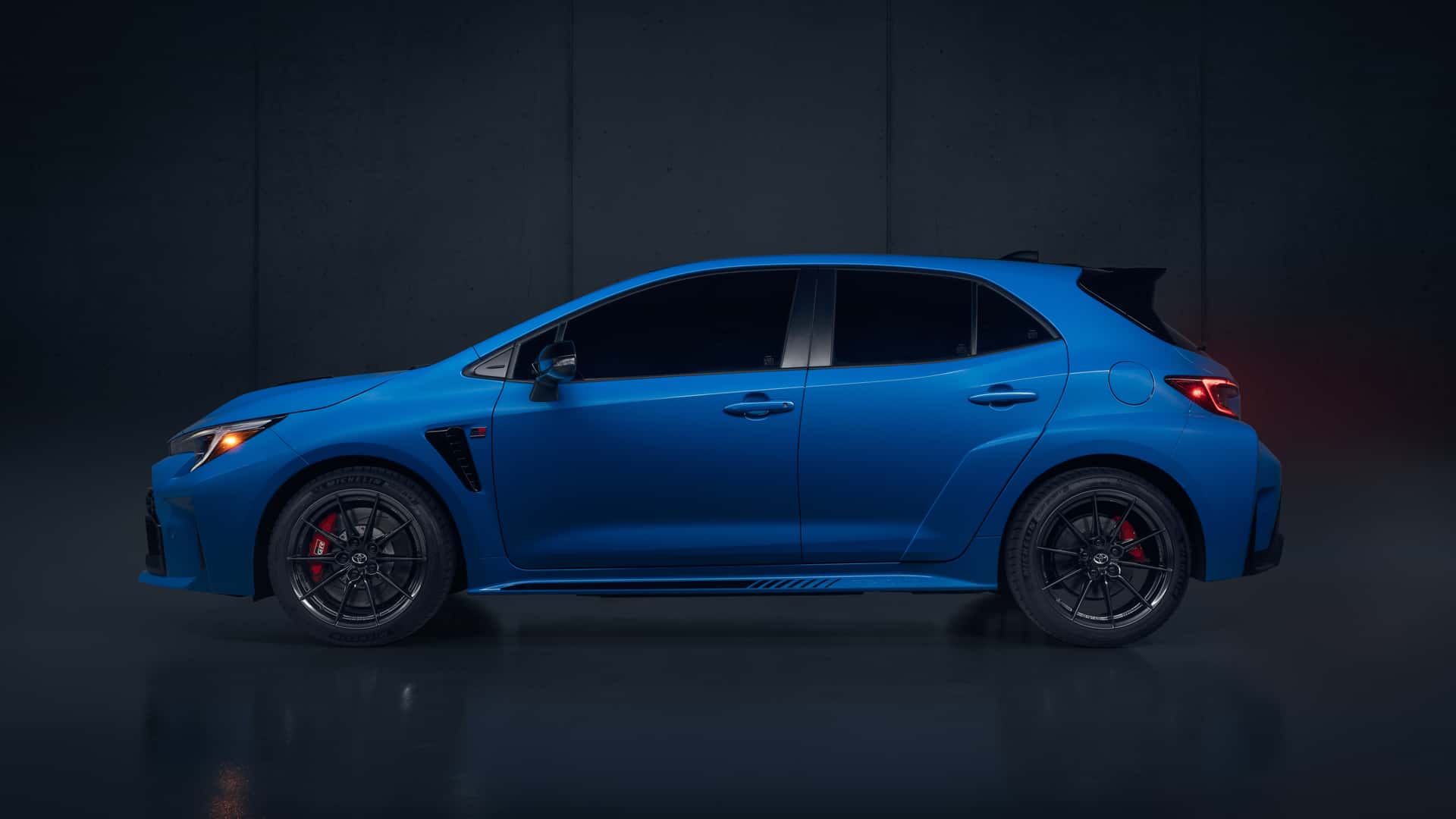 2024-toyota-gr-corolla-circuit-edition-blue-flame.jpg