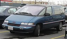 220px-1990-93_Chevrolet_Lumina_APV.webp