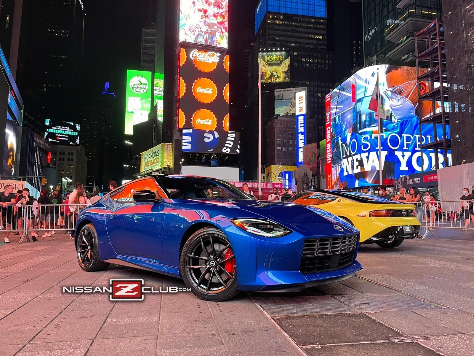 2023-nissan-z-times-square-jpeg.jpg