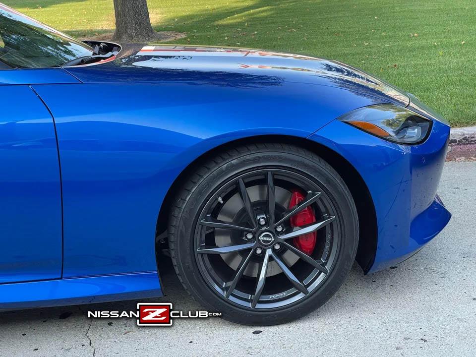 Serian Blue 2023 Nissan Z spotted 5.jpeg