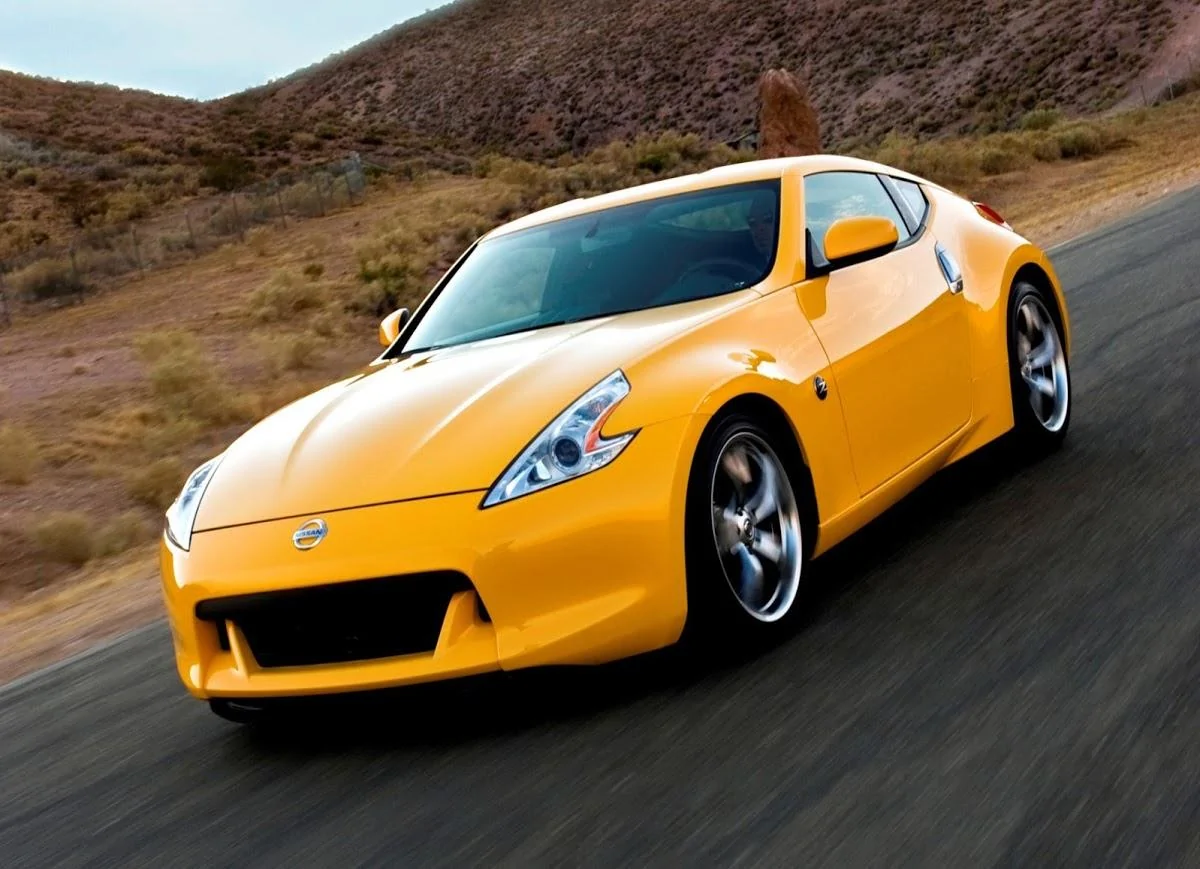 aa7ce646-nissan-370z-12.jpg