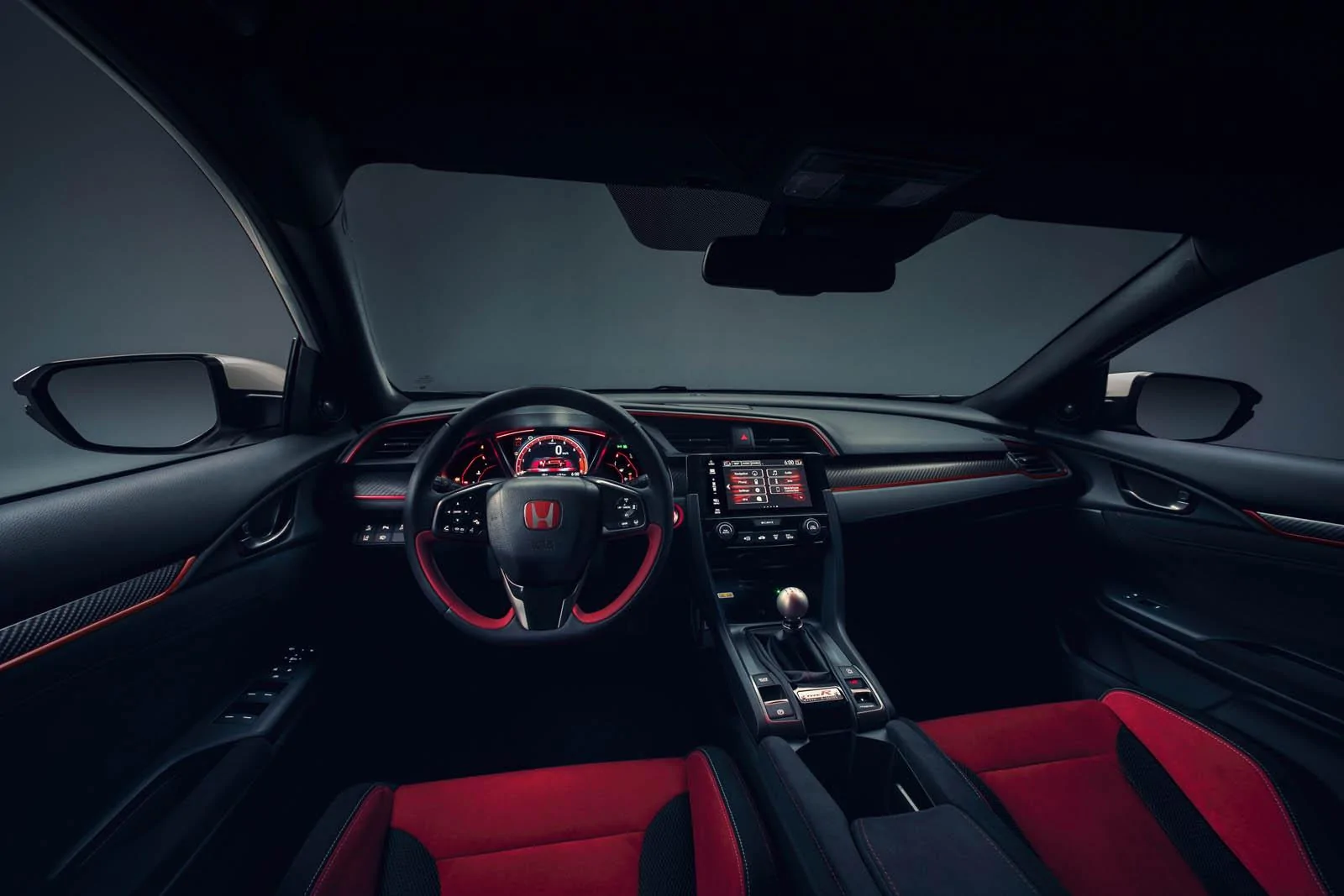 onda_Civic_Type_R_races_into_view_at_Geneva%2Bcopy.jpg
