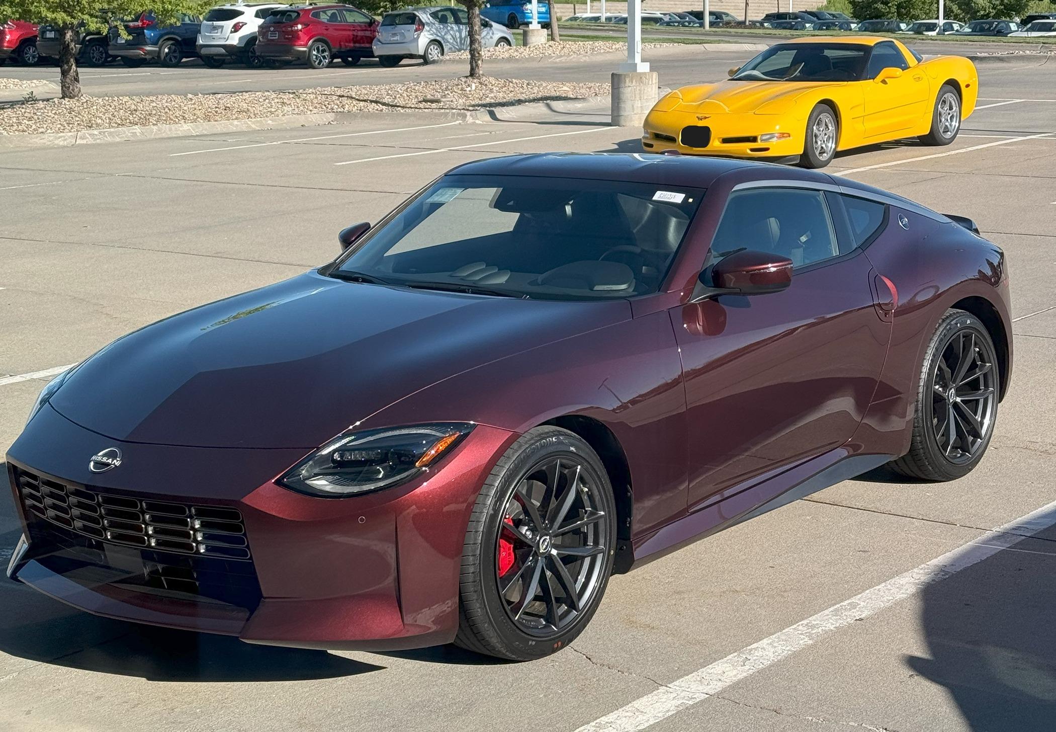 Z_Vette_Behind.jpg