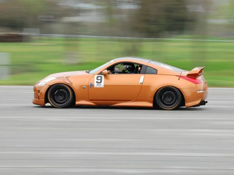 NishNismoSideSkirts-9ab226f3.webp
