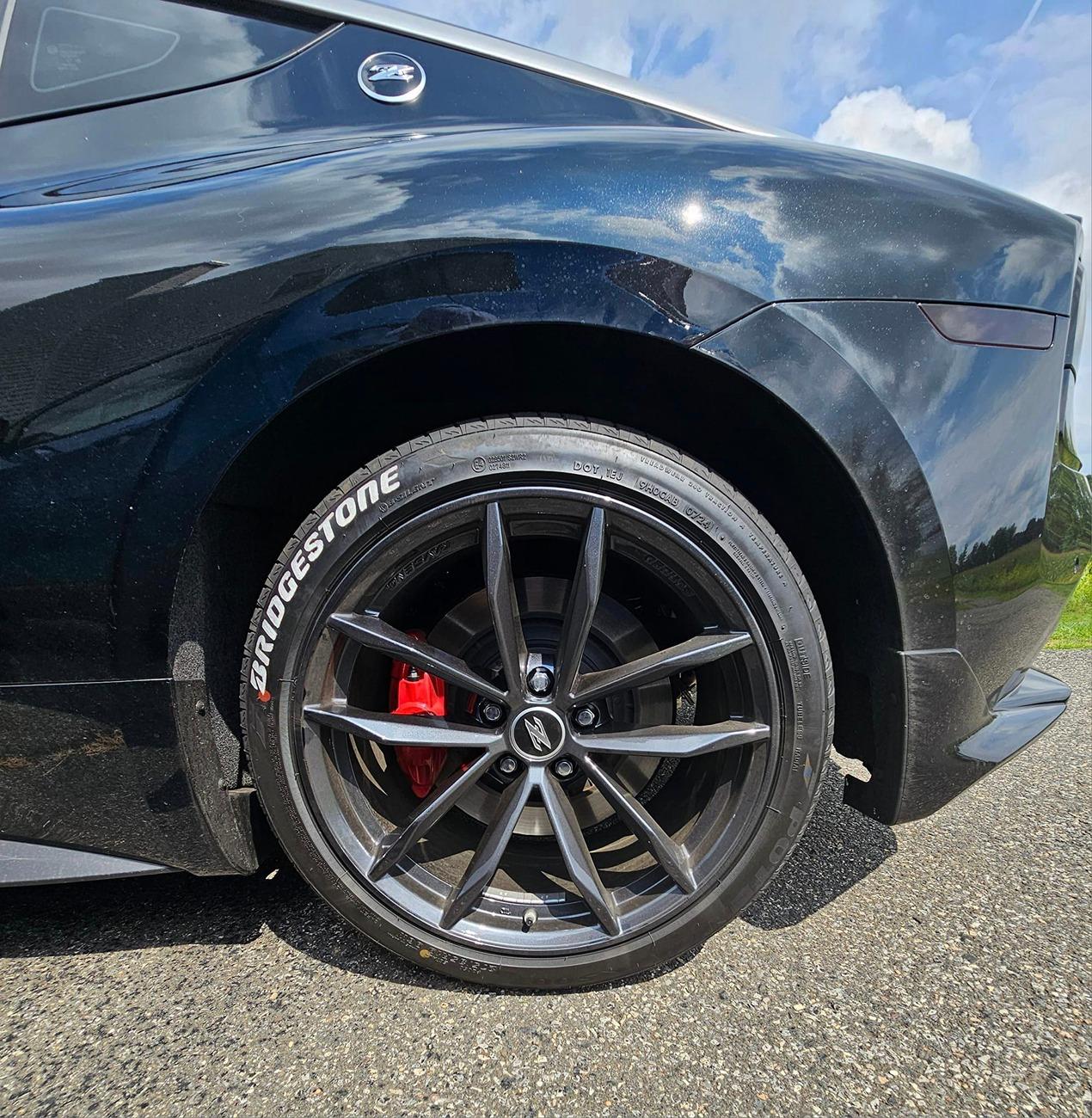 Tire3.jpg