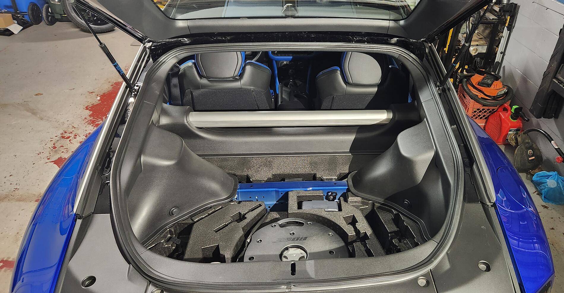 RZ34 Open Hatch - OEM Rear without spare.jpg