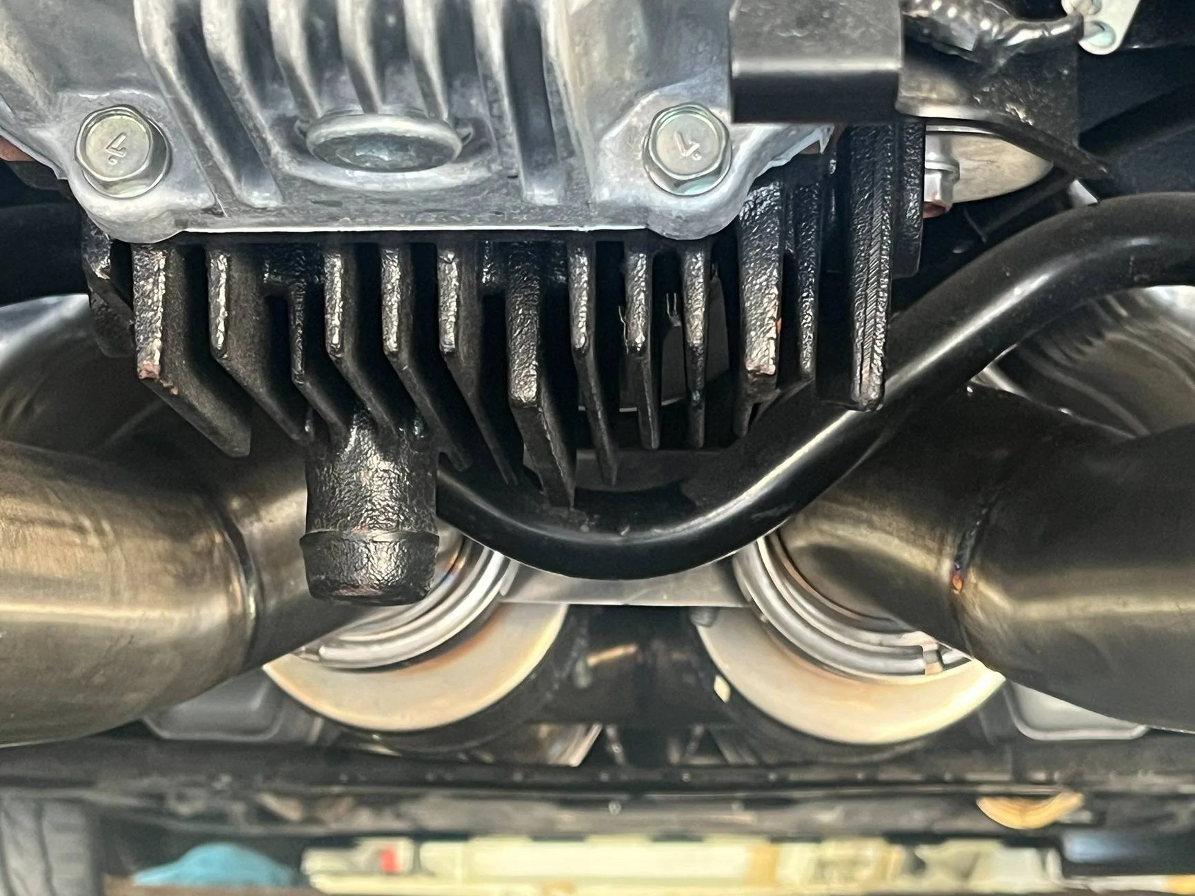 corsa-pro-resonators.webp