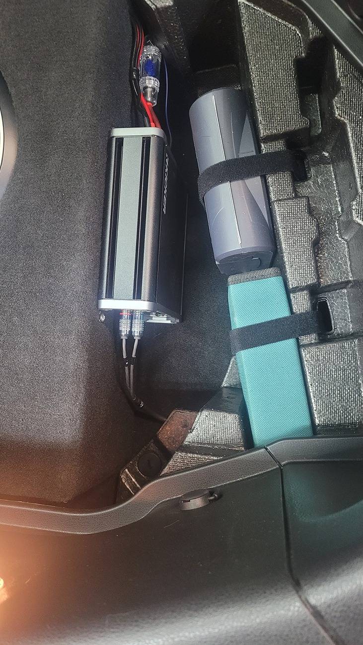 sub amp.jpg