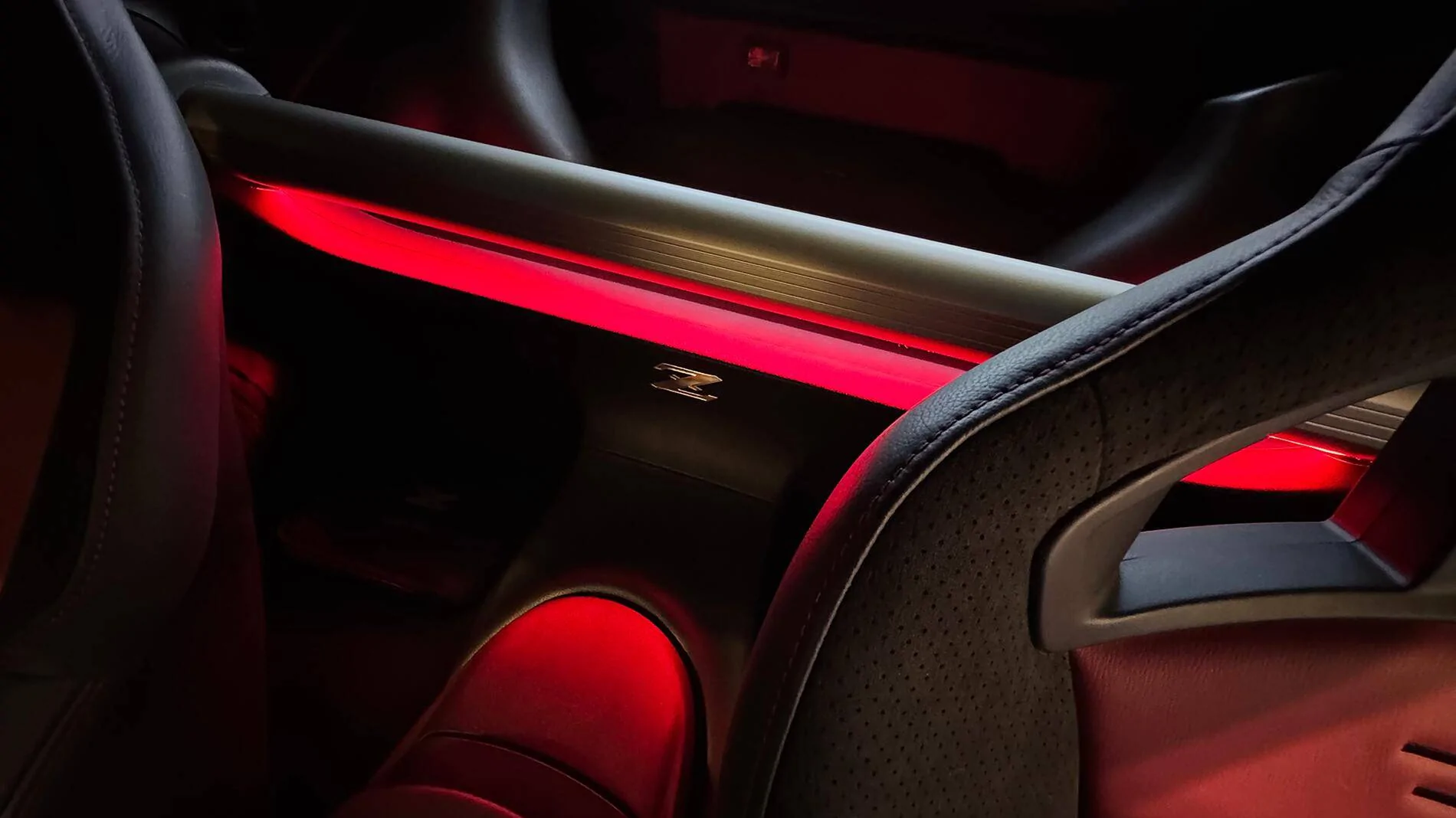 interior-red-led-2.webp