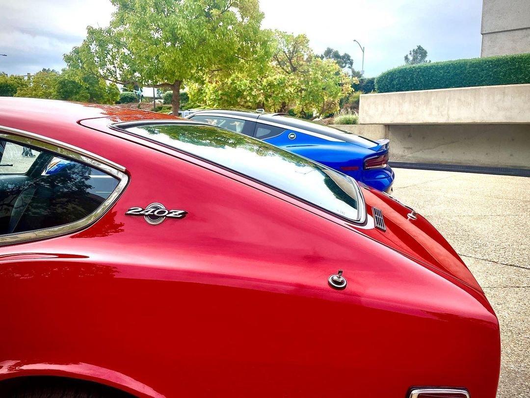 nissan-z-datsun-240z-4-jpg.jpg