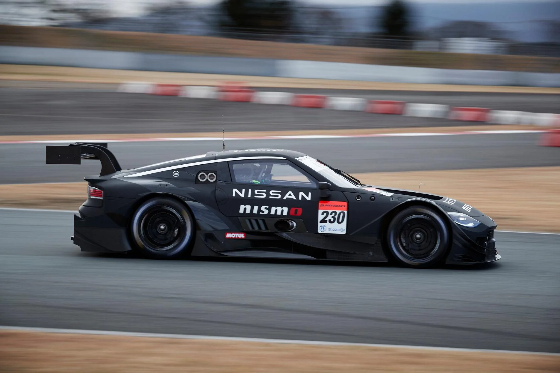 Nissan-Z-GT500-10.webp