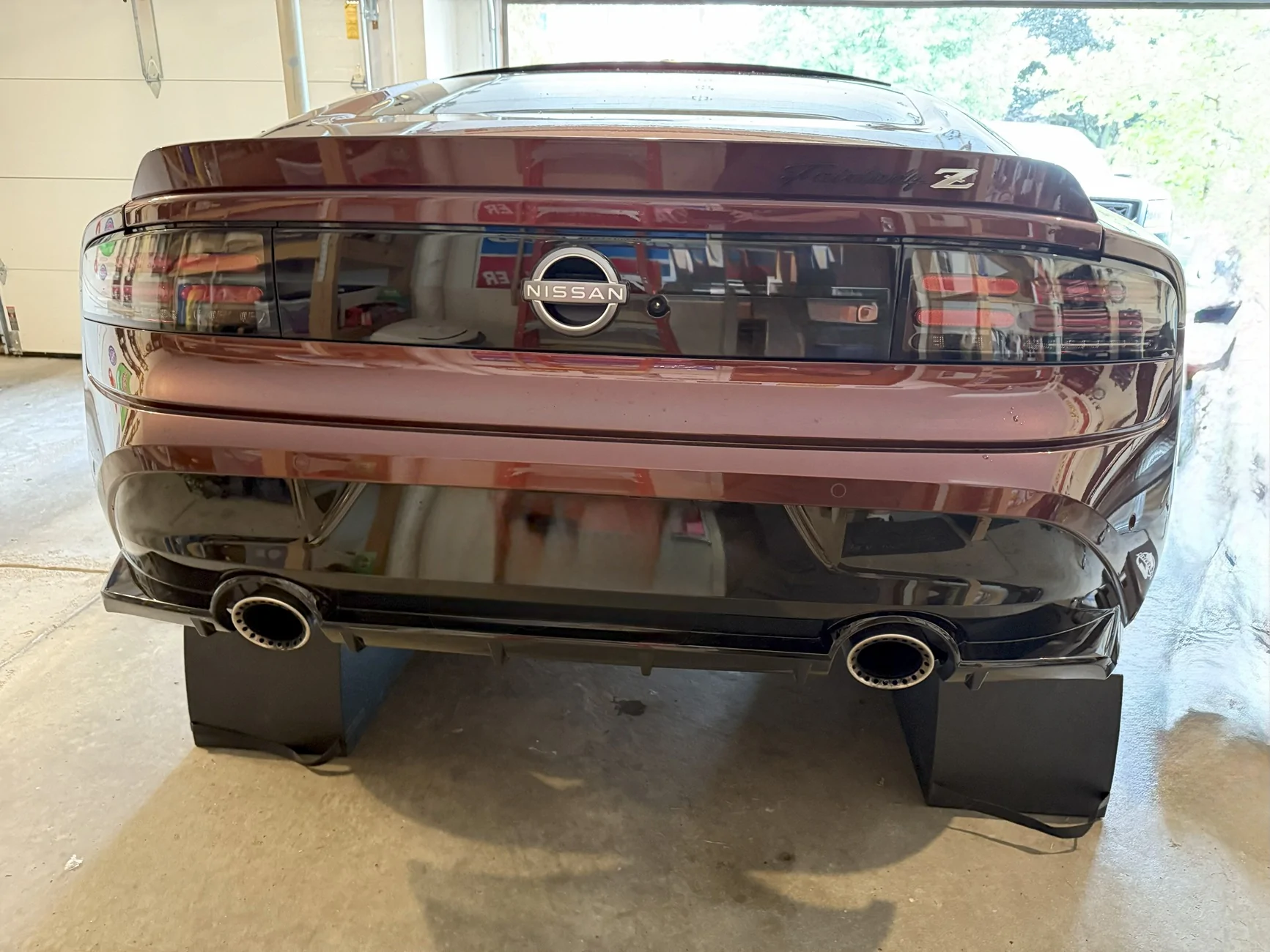 Z_Rear_B4.jpg
