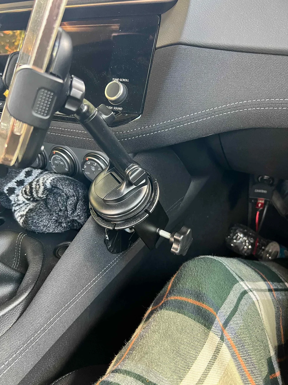 phone_holder2.webp