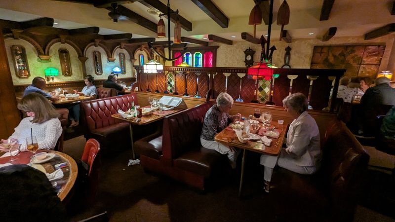 s%2FThe-Paragon-Supper-Club-%25E2%2580%2593-Dayton.jpg