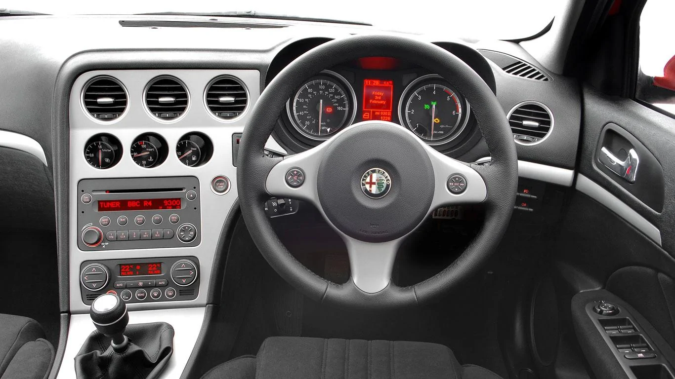 Alfa Romeo 159.jpeg