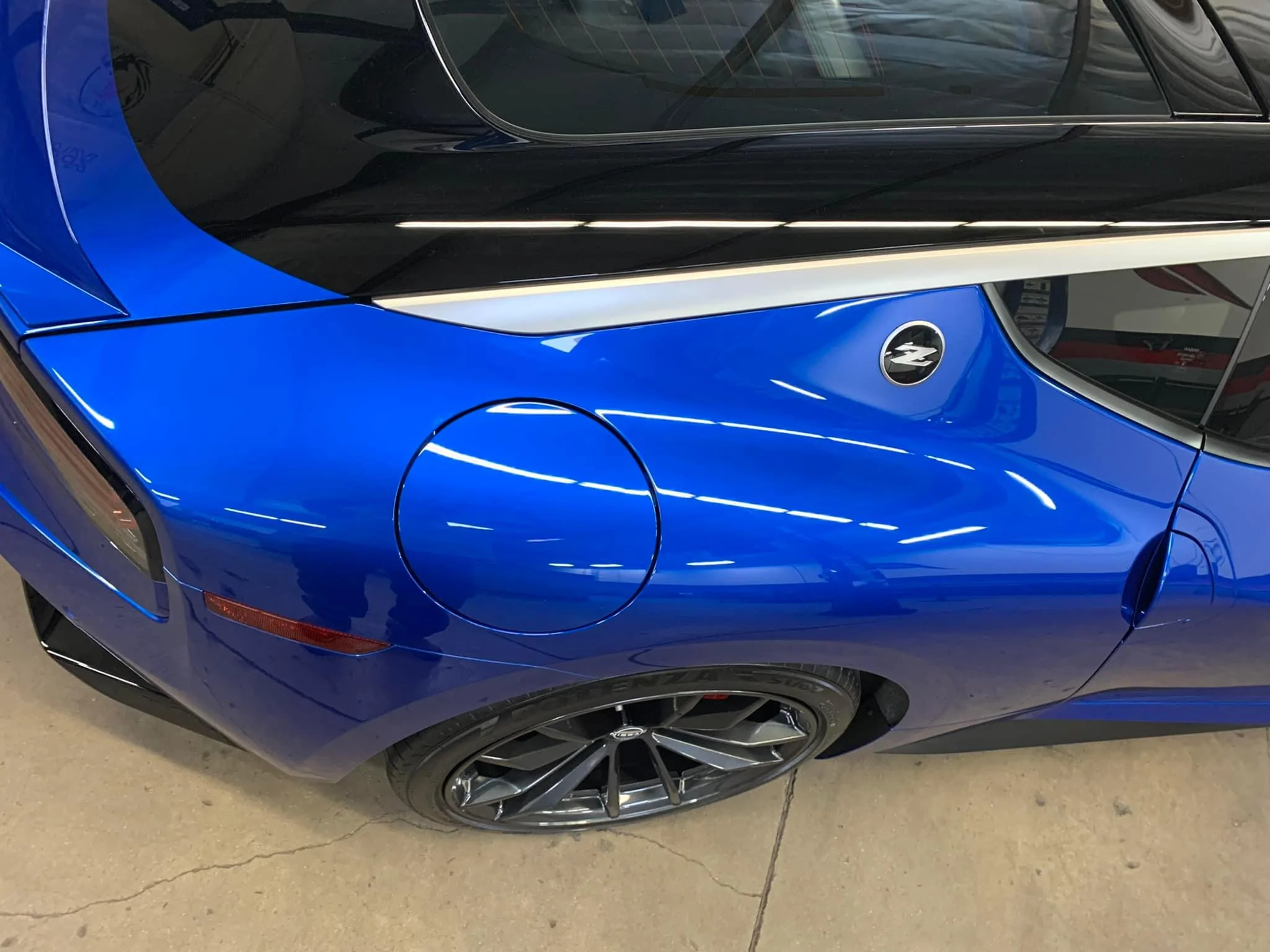 Seiran Blue Nissan Z 5.webp