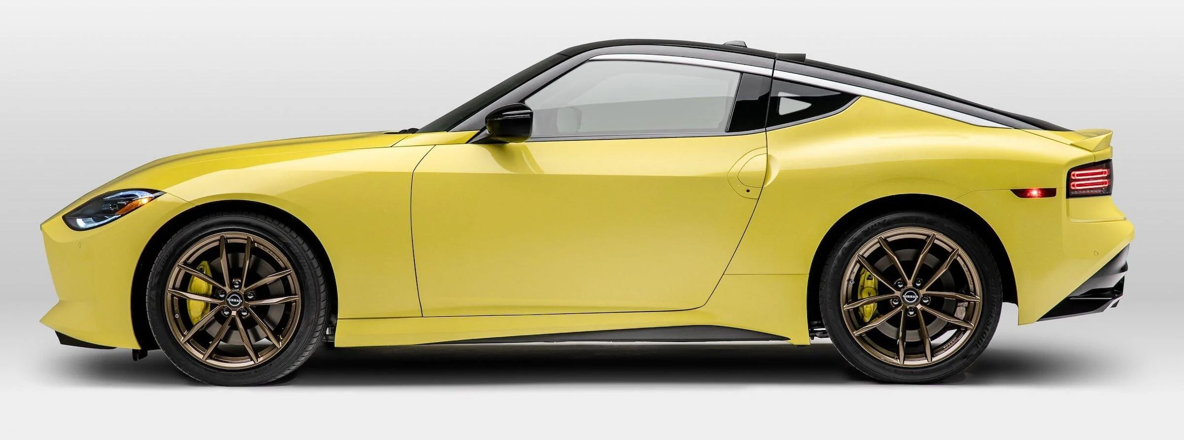 nissan-z-r-t-3-1629209905.webp