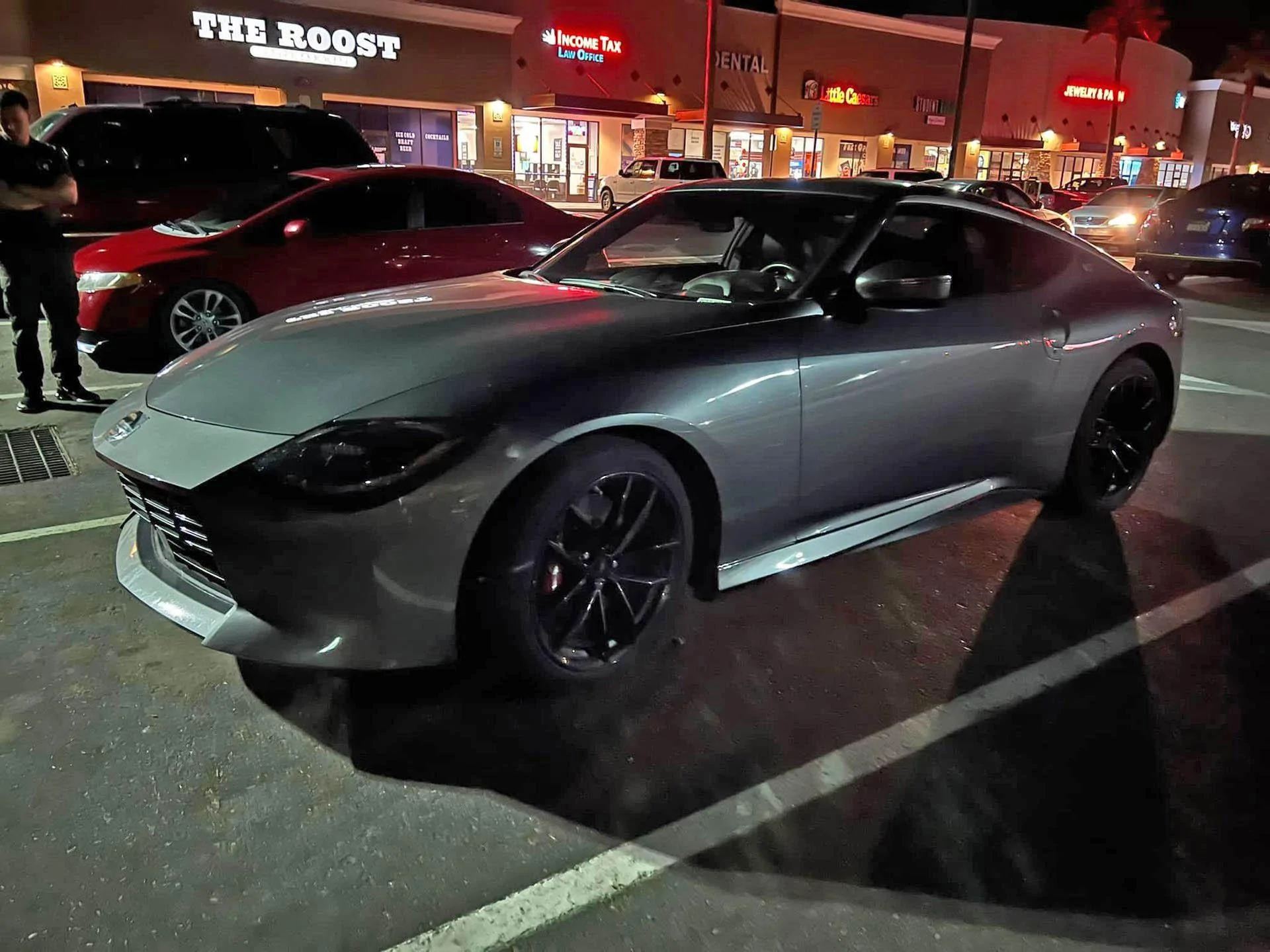 Gun Metallic Nissan Z night time pics 2.webp