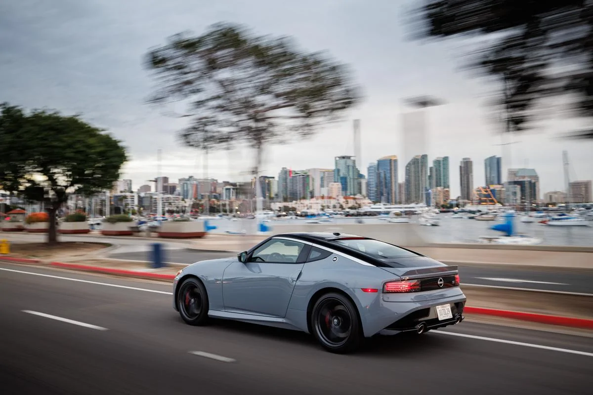 2023 Nissan Z_Boulder Gray-27.webp