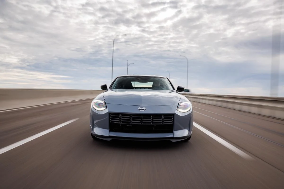 2023 Nissan Z_Boulder Gray-17.webp