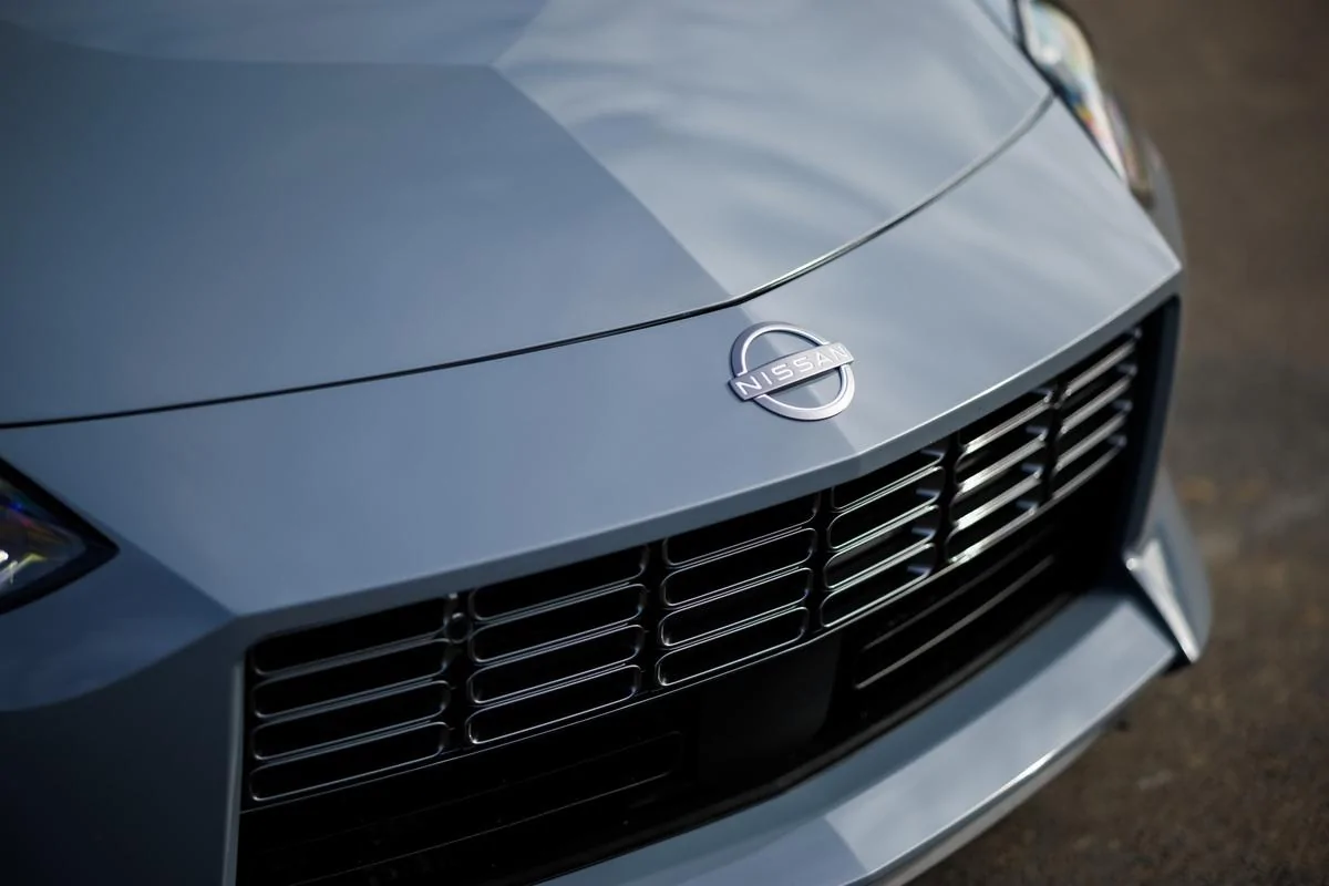 2023 Nissan Z_Boulder Gray-12.webp