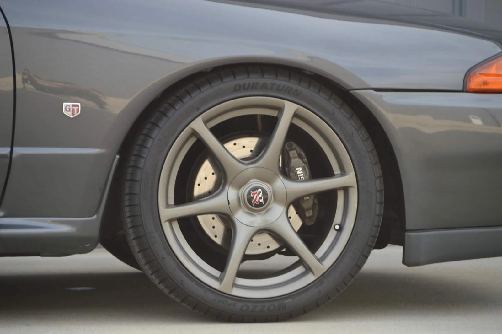 1991 Nissan Skyline GT-R KH2 R34 Wheels BNR32-013797 (1).webp