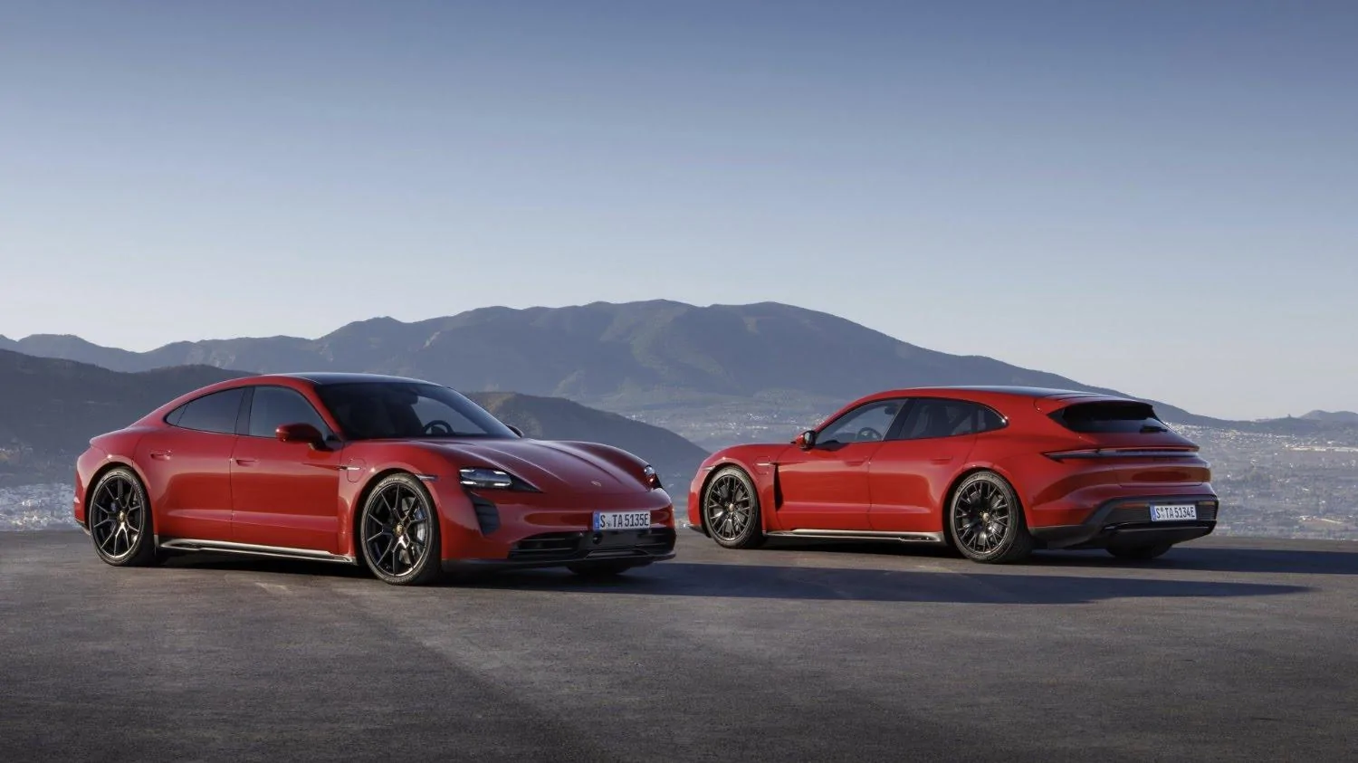 2022-Porsche-Taycan-GTS-Sedan-and-Taycan-GTS-Sport-Turismo.webp