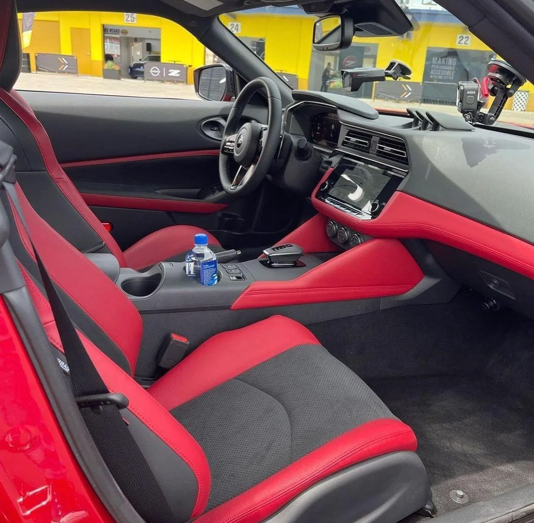 Nissan Z Passion Red Interior Red 1.webp