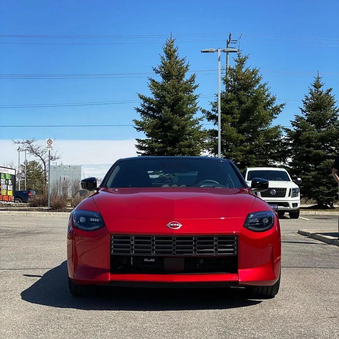 Passion Red Nissan Z exterior and interior 5.jpeg