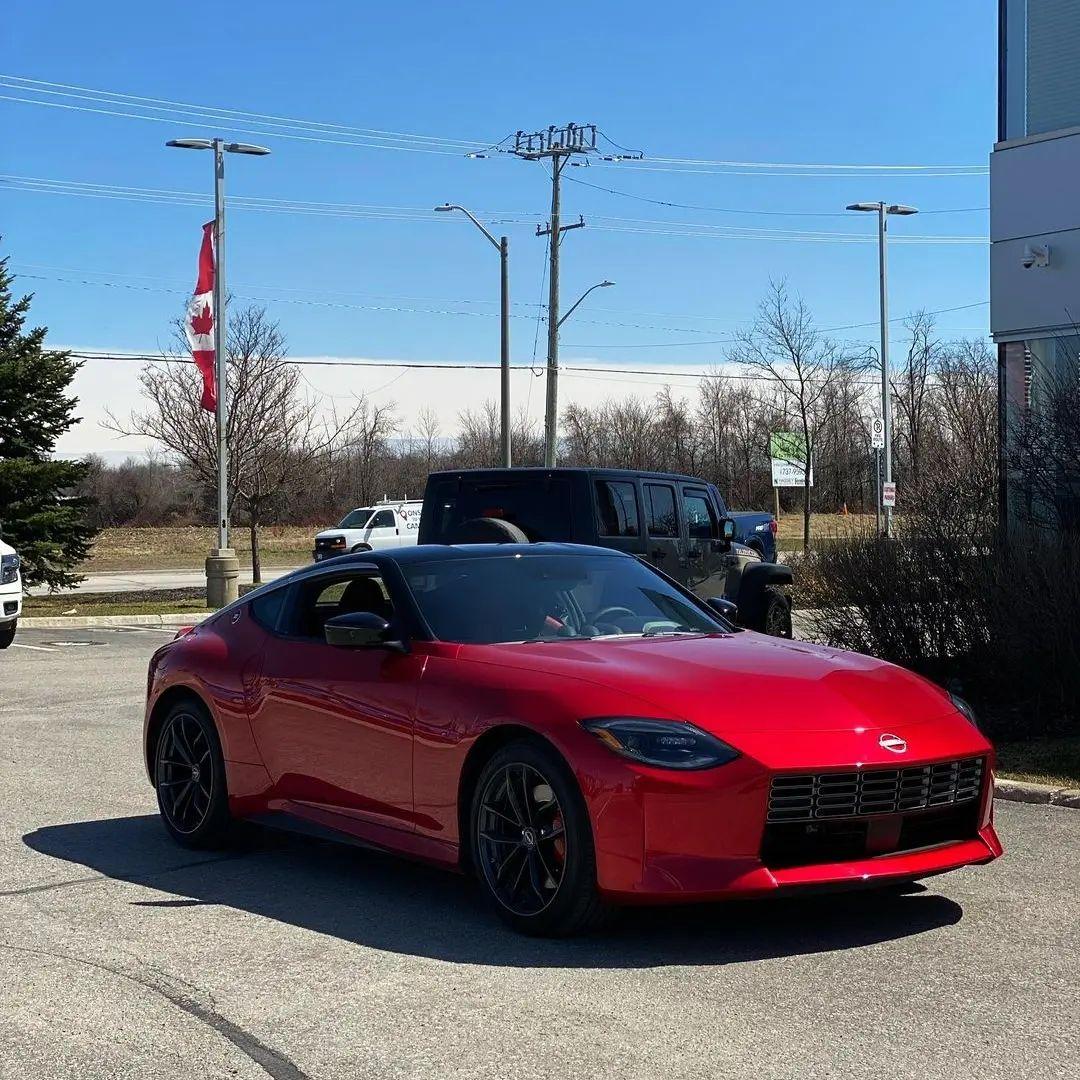 Passion Red Nissan Z exterior and interior 4.jpeg