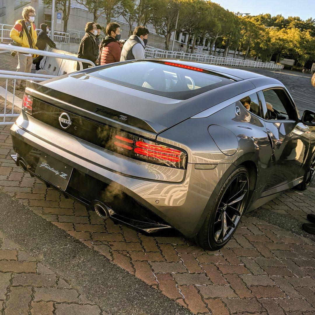 Gun Metallic Nissan Z.jpg