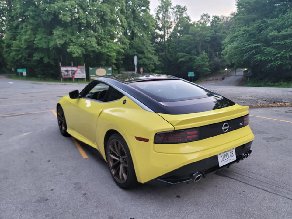 Ikazuchi Yellow Nissan Z 3.jpg