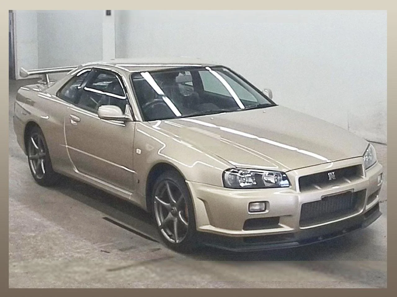 Nissan-Skyline-GT-R-M-Spec-1.jpg