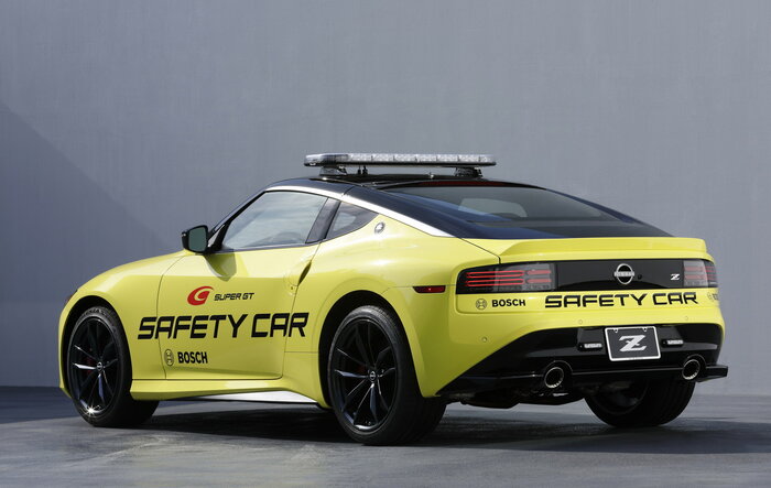 2023 Nissan Z named official safety car for Super GT race series. Check out the seats!