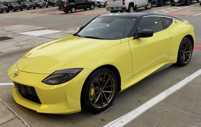 Got mine! Nissan Zs hit Dallas Ft Worth/Dallas dealers over the holidays - feeding frenzy and prices through the roof