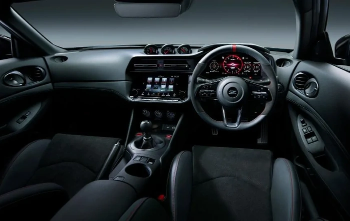 Facelifted Z  & Z NISMO Manual to debut at Tokyo Auto Salon  In January